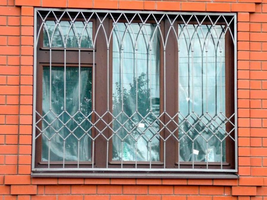 Виды и особенности решеток на окна