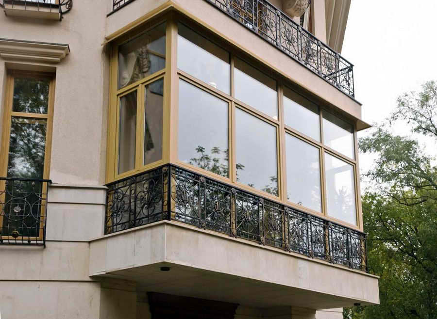 французский балкон москва, ограждение французского балкона, французский балкон в частном доме, французский балкон в хрущевке